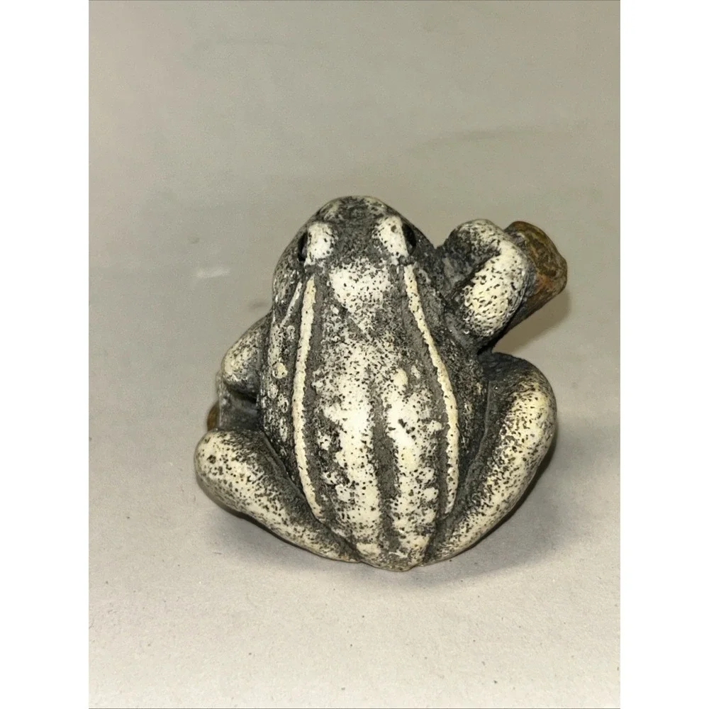 Vintage Frog Holding a Log Figurine Garden Decor